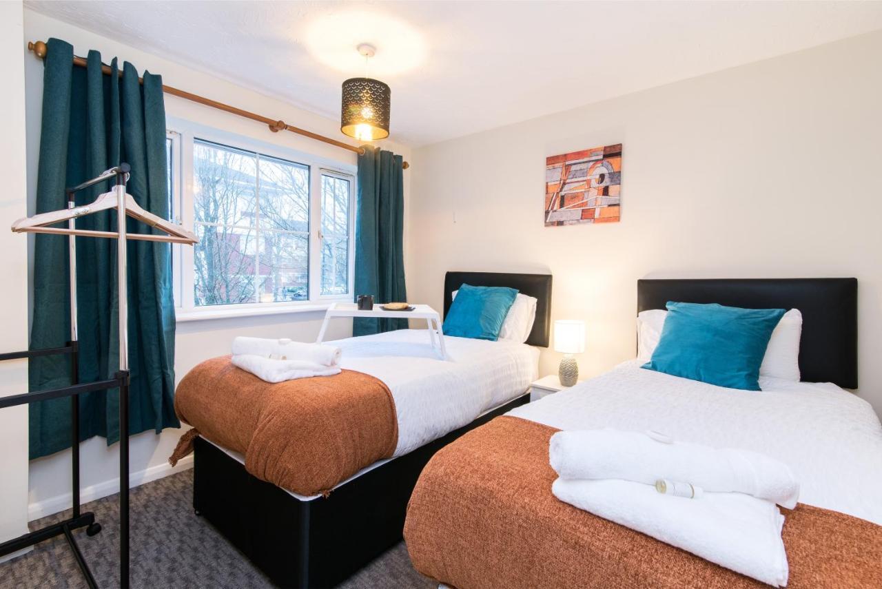 Coventry- Perchfoot 3 Bedroom Contractor And Pet-Friendly Spacious House By Sublime Stays Extérieur photo