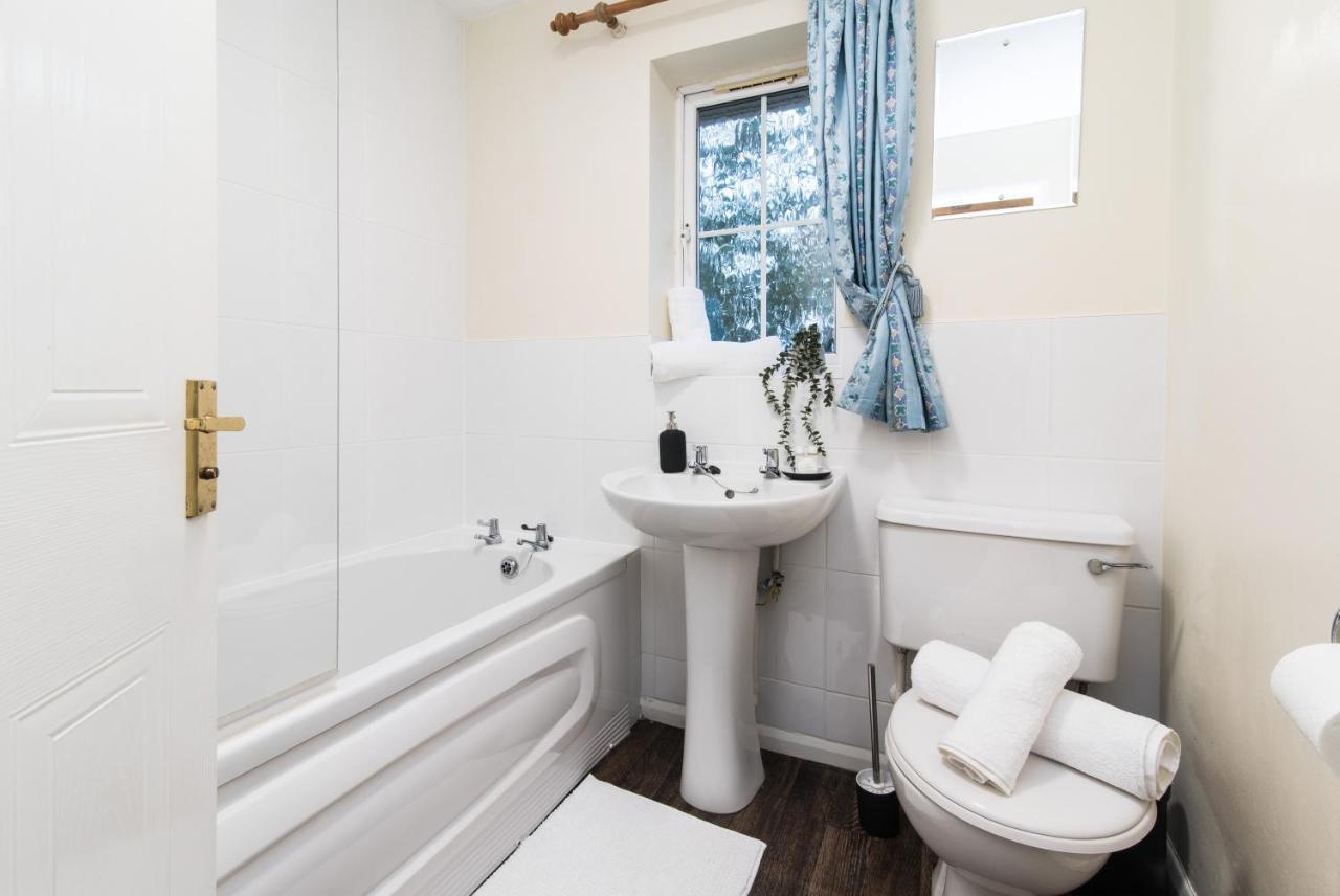 Coventry- Perchfoot 3 Bedroom Contractor And Pet-Friendly Spacious House By Sublime Stays Extérieur photo