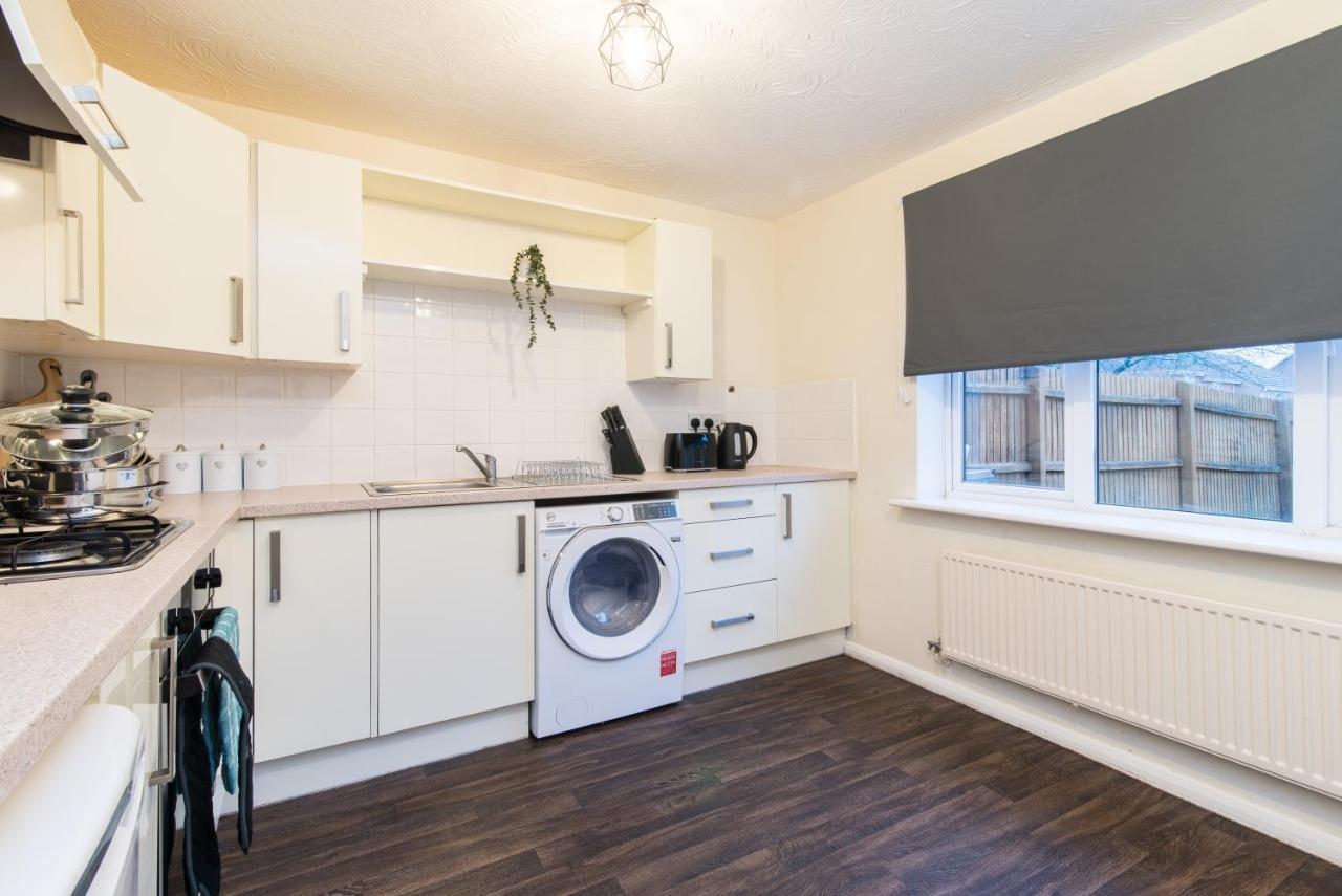 Coventry- Perchfoot 3 Bedroom Contractor And Pet-Friendly Spacious House By Sublime Stays Extérieur photo